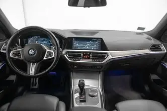 BMW 320, 2.0, 140 kW, дизель, автомат, полный привод