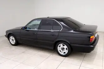 BMW 520, 2.0, 110 kW, бензин