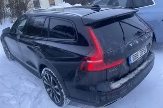 Volvo V60 Cross Country, 2.0, 145 kW, гибрид д+э, автомат, полный привод