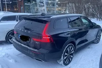 Volvo V60 Cross Country, 2.0, 145 kW, гибрид д+э, автомат, полный привод