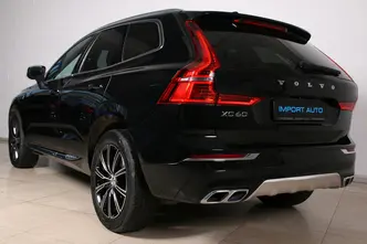 Volvo XC60, 2.0, 288 kW, подключаемый гибрид б+э, автомат, полный привод