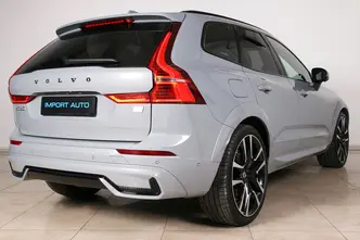 Volvo XC60, 2.0, 335 kW, подключаемый гибрид б+э, автомат, полный привод