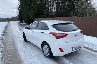 Hyundai i30, 1.4, 73 kW, бензин, механическая, передний привод