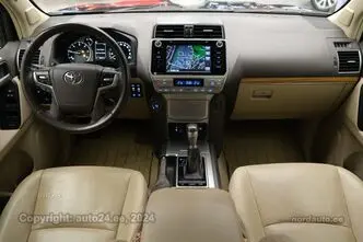 Toyota Land Cruiser, 2.8, 130 kW, diesel, automatic, four-wheel drive