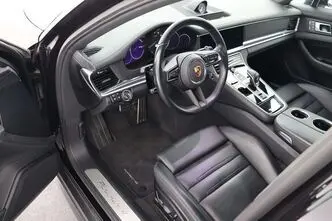 Porsche Panamera, 2.9, 340 kW, гибрид б+э, автомат, полный привод