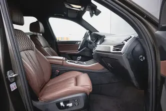 BMW X5, 3.0, 250 kW, бензин, автомат, полный привод