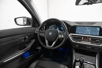 BMW 320, 2.0, 140 kW, дизель, автомат, полный привод