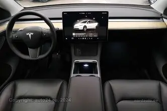 Tesla Model Y, 88 kW, электричество, задний привод