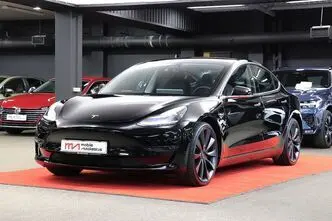 Tesla Model 3, 155 kW, электричество, полный привод