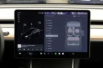 Tesla Model 3, 155 kW, электричество, полный привод