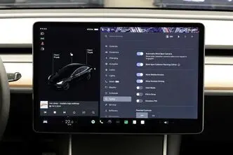 Tesla Model 3, 155 kW, электричество, полный привод