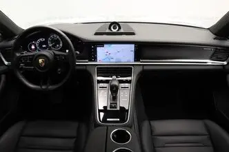 Porsche Panamera, 2.9, 243 kW, гибрид б+э, автомат, полный привод