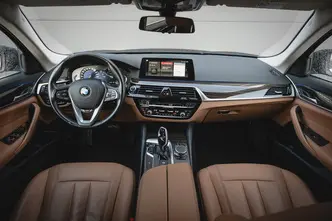 BMW 520, 2.0, 140 kW, дизель, автомат, задний привод