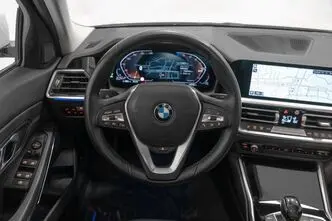 BMW 320, 2.0, 140 kW, дизель, автомат, полный привод