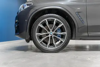 BMW X4, 3.0, 250 kW, hybrid d+e, automatic, four-wheel drive