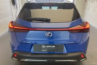 Lexus UX 250, 2.0, 112 kW, гибрид б+э, автомат, полный привод