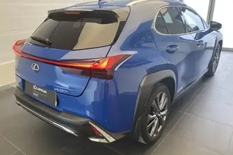 Lexus UX 250, 2.0, 112 kW, гибрид б+э, автомат, полный привод