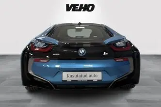 BMW i8, 1.5, 170 kW, подключаемый гибрид б+э, автомат, полный привод