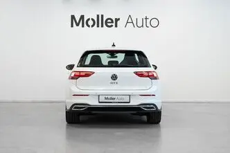 Volkswagen Golf, 1.0, 110 kW, подключаемый гибрид б+э, автомат, передний привод