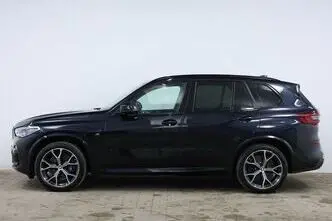 BMW X5, 3.0, 210 kW, подключаемый гибрид б+э, автомат, полный привод