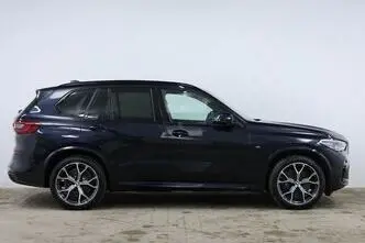 BMW X5, 3.0, 210 kW, подключаемый гибрид б+э, автомат, полный привод