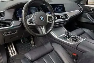 BMW X5, 3.0, 210 kW, подключаемый гибрид б+э, автомат, полный привод