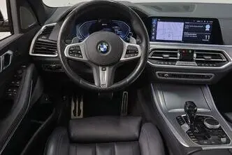 BMW X5, 3.0, 210 kW, подключаемый гибрид б+э, автомат, полный привод