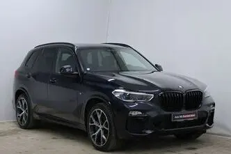 BMW X5, 3.0, 210 kW, подключаемый гибрид б+э, автомат, полный привод