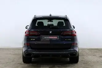 BMW X5, 3.0, 210 kW, подключаемый гибрид б+э, автомат, полный привод