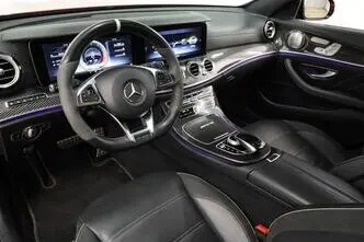 Mercedes-Benz E 63 AMG, 4.0, 450 kW, bensiin, automaat, nelikvedu