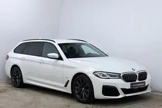 BMW 530, 3.0, 210 kW, гибрид д+э, автомат, полный привод