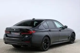 BMW 530, 3.0, 210 kW, гибрид д+э, автомат, полный привод