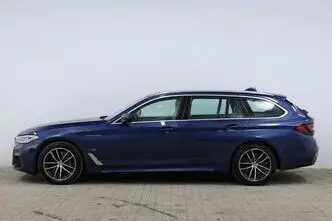 BMW 530, 3.0, 210 kW, гибрид д+э, автомат, полный привод