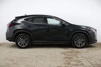 Lexus NX 450, 2.5, 136 kW, подключаемый гибрид б+э, автомат, полный привод