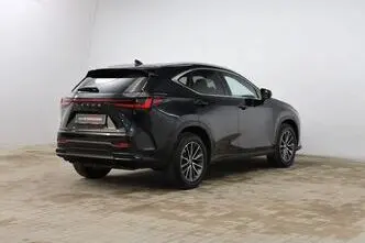 Lexus NX 450, 2.5, 136 kW, подключаемый гибрид б+э, автомат, полный привод