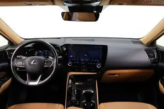 Lexus NX 450, 2.5, 136 kW, подключаемый гибрид б+э, автомат, полный привод