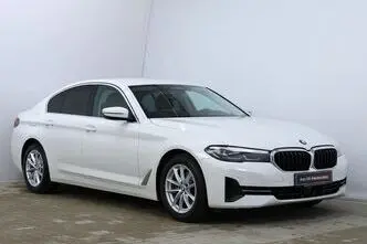 BMW 520, 2.0, 135 kW, гибрид б+э, автомат, задний привод