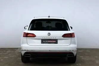 Volkswagen Touareg, 3.0, 210 kW, дизель, автомат, полный привод