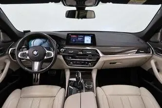 BMW 530, 3.0, 195 kW, дизель, автомат, полный привод