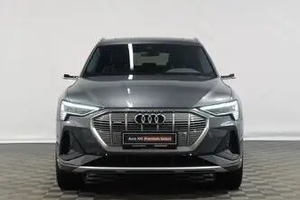 Audi e-tron, 158 kW, электричество, полный привод