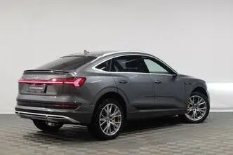 Audi e-tron, 158 kW, электричество, полный привод