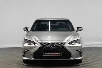 Lexus ES 300, 2.5, 131 kW, гибрид б+э, автомат, передний привод