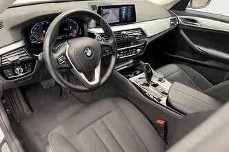 BMW 520, 2.0, 140 kW, дизель, автомат, задний привод