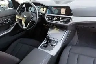 BMW 320, 2.0, 140 kW, дизель, автомат, полный привод