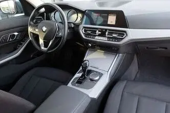 BMW 320, 2.0, 140 kW, дизель, автомат, полный привод