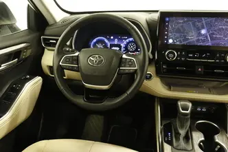 Toyota Highlander, 2.5, 140 kW, гибрид б+э, автомат, полный привод