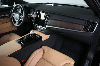 Volvo S90, 2.0, 335 kW, подключаемый гибрид б+э, автомат, полный привод