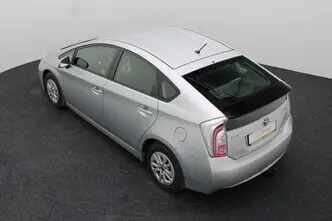 Toyota Prius, 1.8, 73 kW, гибрид б+э, автомат, передний привод