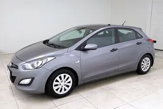 Hyundai i30, 1.4, 66 kW, дизель, механическая, передний привод