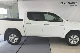 Toyota Hilux, 2.4, 110 kW, diesel, manual, four-wheel drive